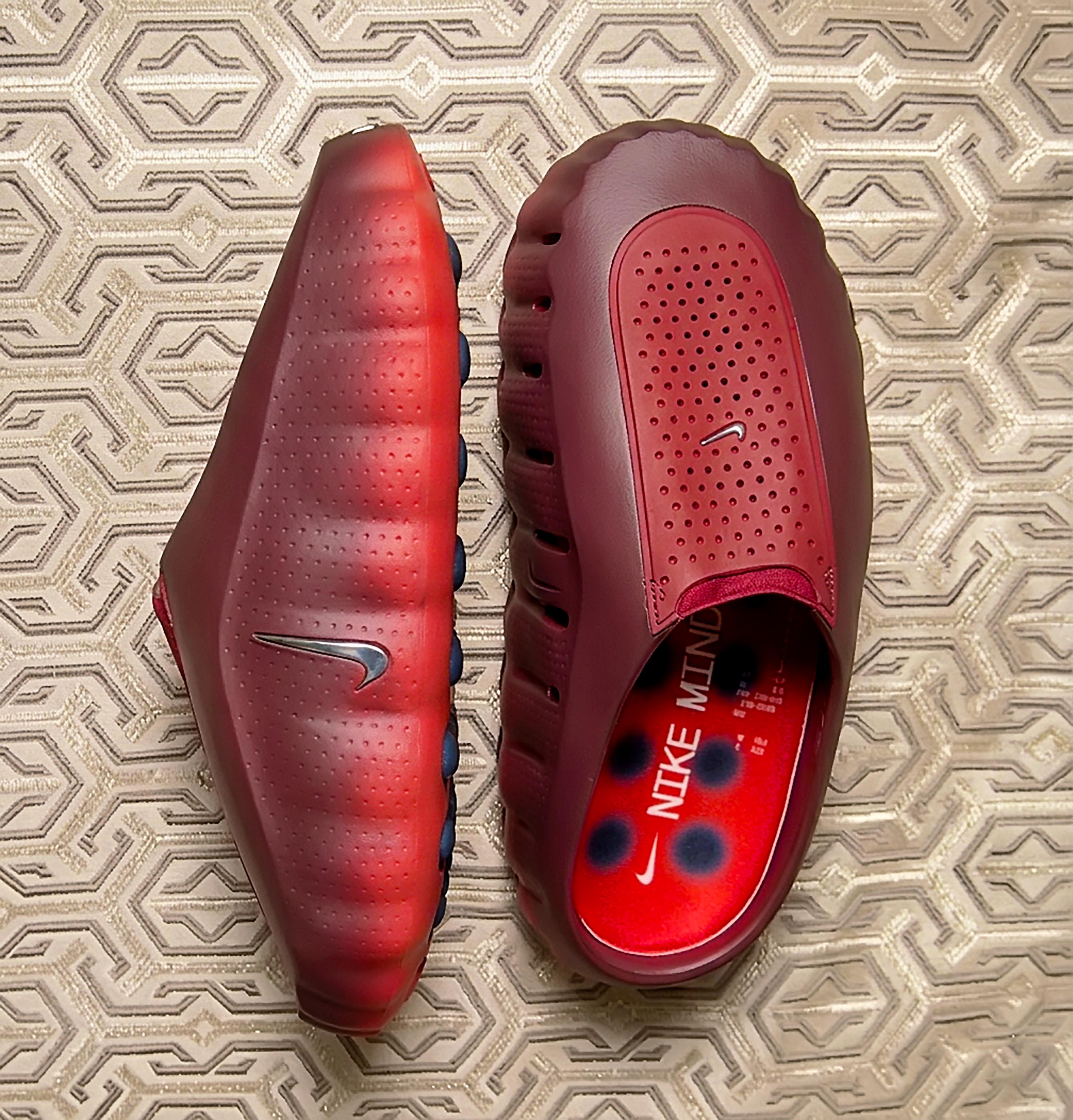 NIKE MIND 001